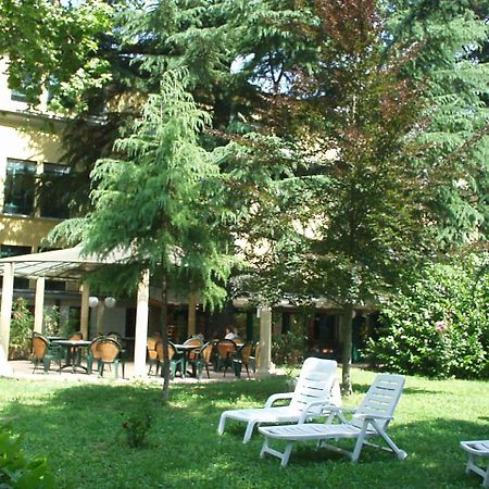 Hotel Salus Salice Terme Kültér fotó