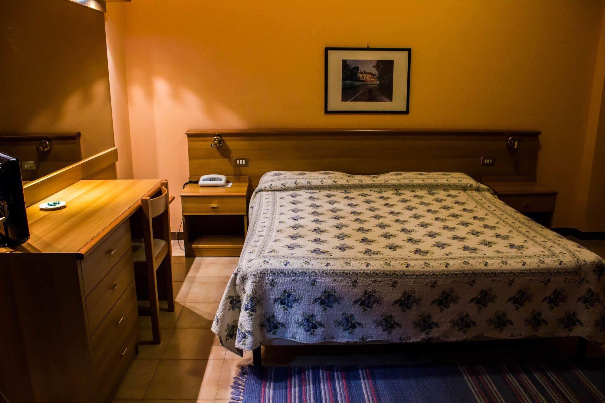 Hotel Salus Salice Terme Kültér fotó