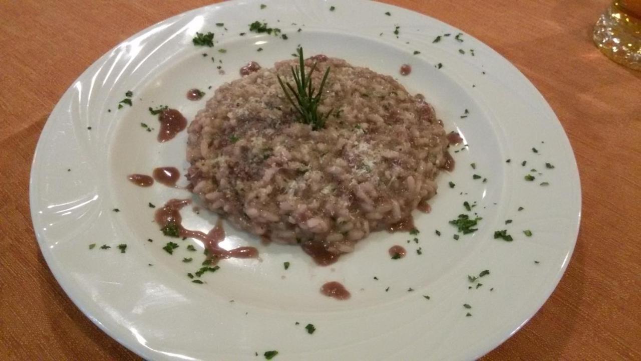 Hotel Salus Salice Terme Kültér fotó