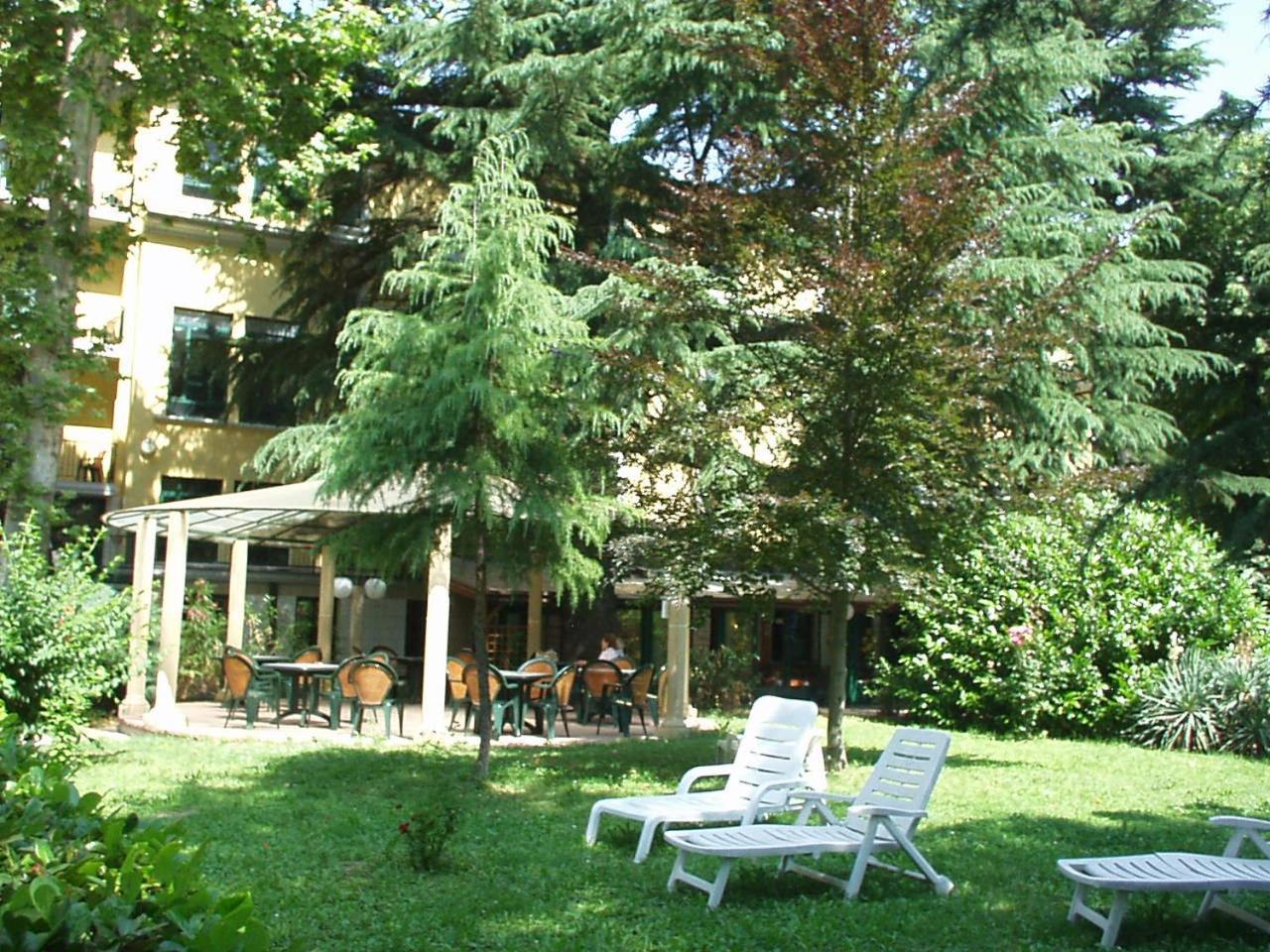 Hotel Salus Salice Terme Kültér fotó
