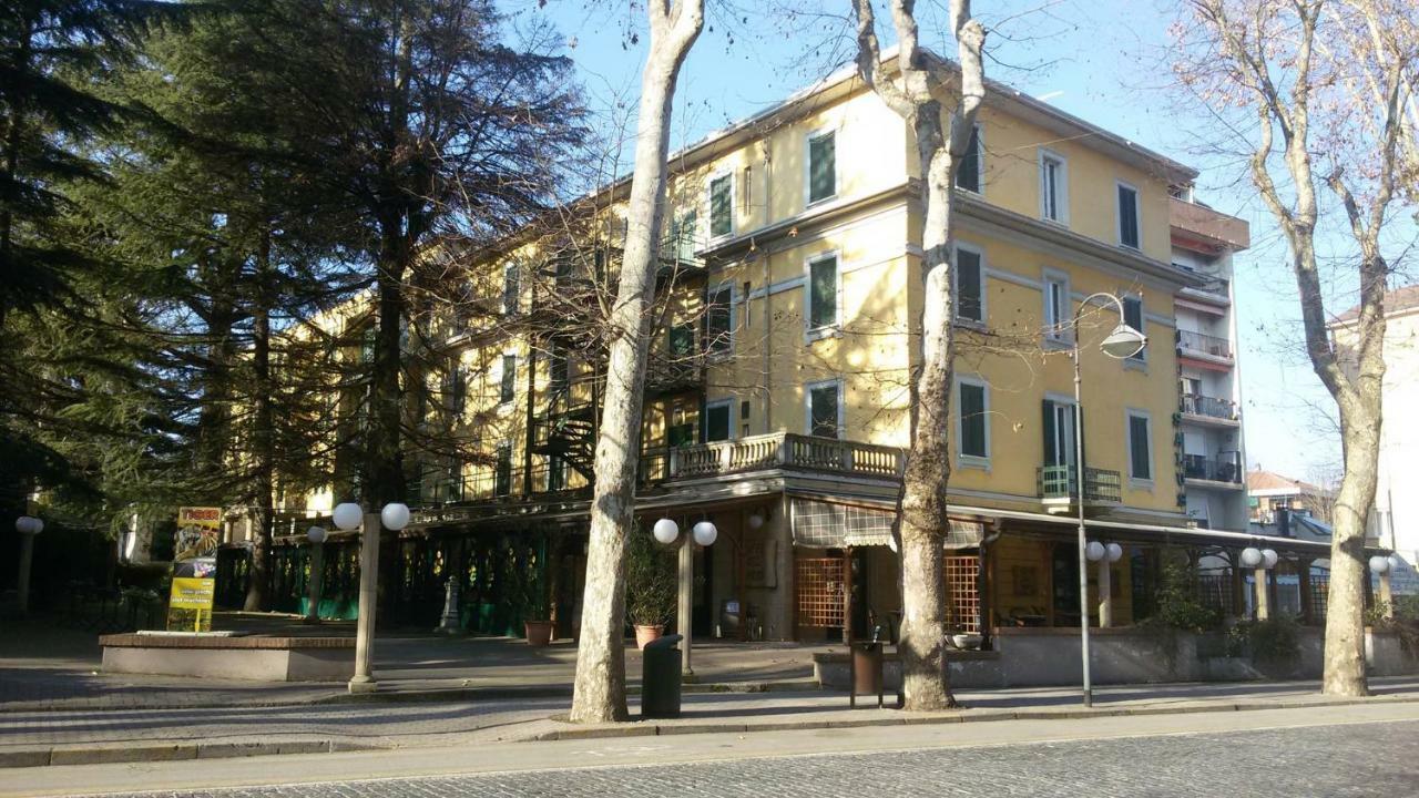 Hotel Salus Salice Terme Kültér fotó